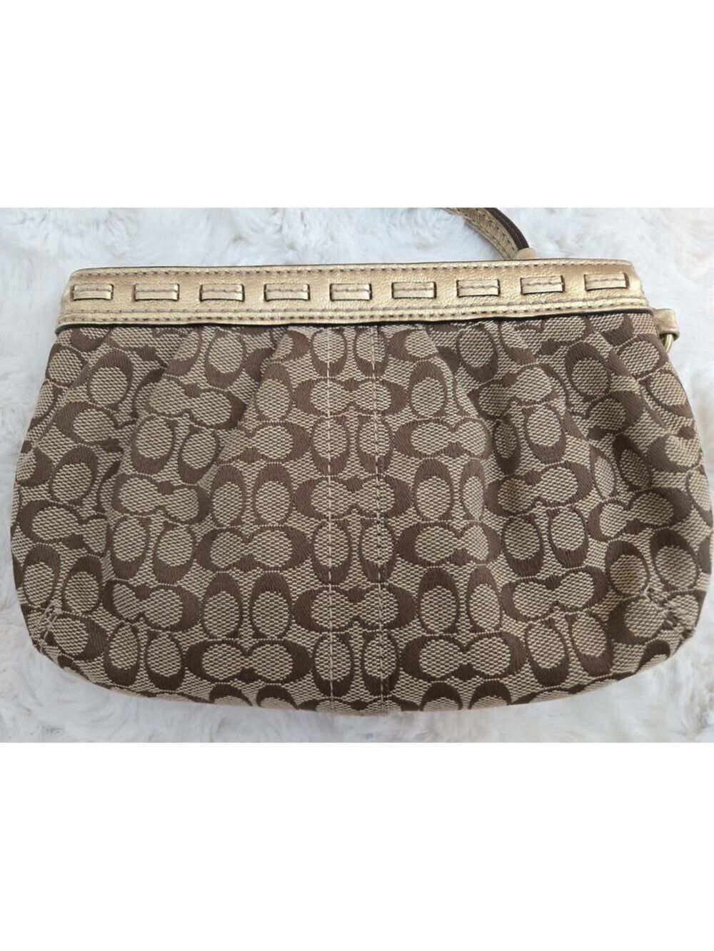NWOT Coach Signature C Metalic Accented Wristlet Y2K - Picture 5 of 9